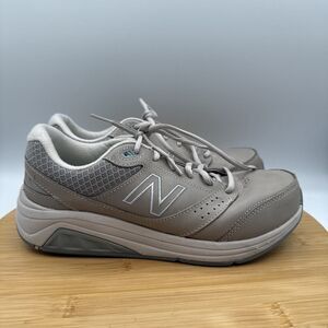 New Balance 928 V3 Womens Size 8B Walking Shoes Lace Up Beige NO INSOLES